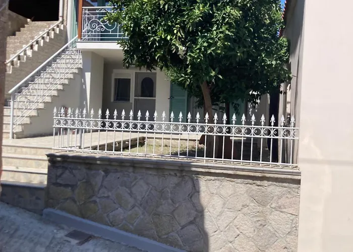 Jim\'S House